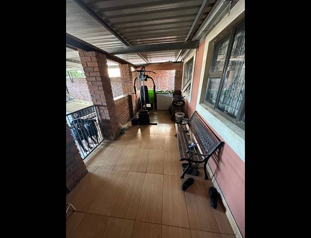 3 BEDROOM FREESTANDING FOR SALE IN EASTWOOD